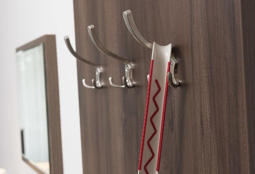 Номер Deluxe, Wyndham Garden Kassel