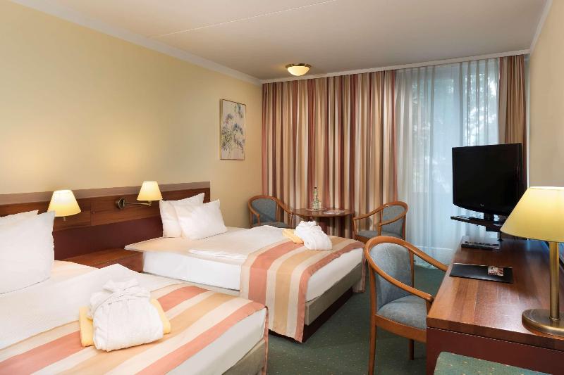 Pokój Standard, Wyndham Garden Kassel