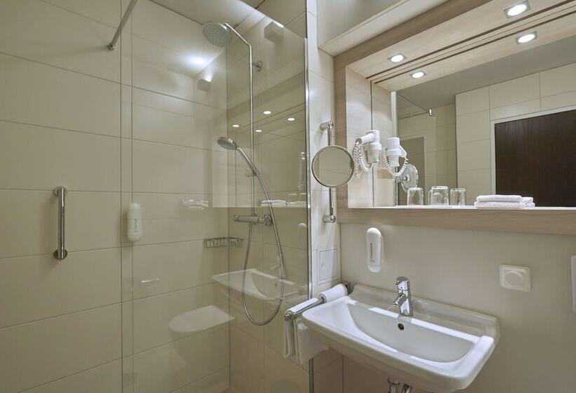 Номер Superior, H+ Hotel Bad Soden