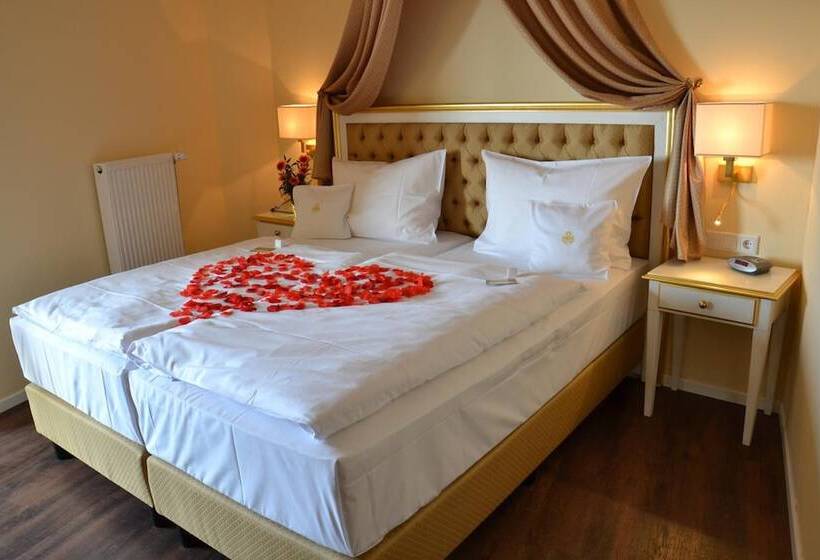اتاق استاندارد, Burghotel Staufenberg