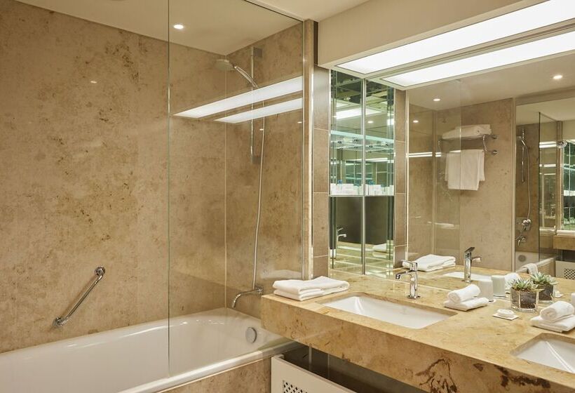 اتاق سوپریور, Hilton Frankfurt Gravenbruch