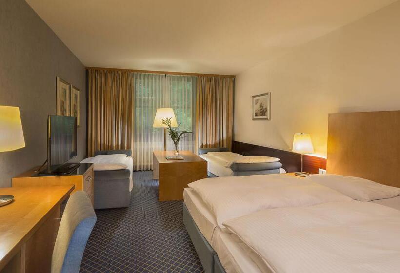 Номер Комфорт, Maritim Hotel Am Schlossgarten