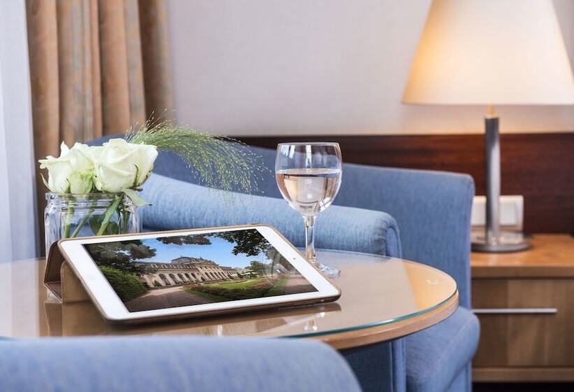 Классический Номер, Maritim Hotel Am Schlossgarten