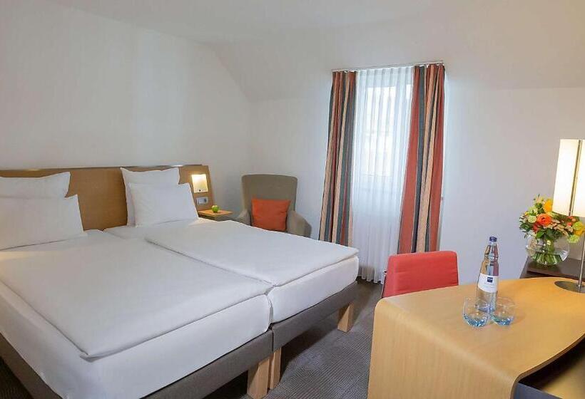 Номер Стандарт, Dorint Hotel Würzburg