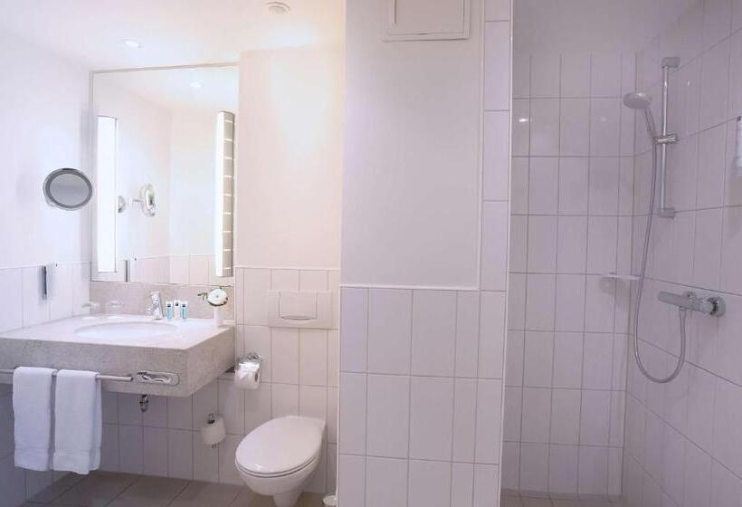 Номер Комфорт, Dorint Hotel Würzburg