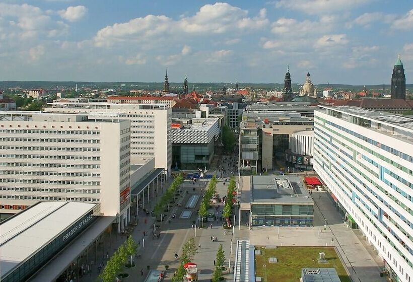 Классический Номер, Occidental Dresden Newa