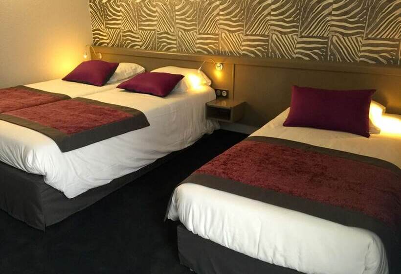 Номер Стандарт Трехместный, Brit Hotel Golfhotel Saint Samson
