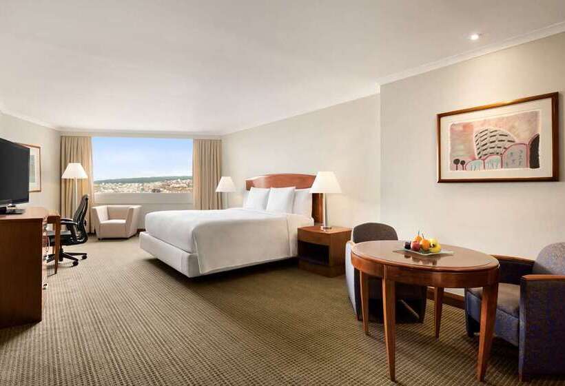 주니어 스위트 킹사이즈 침대, Hilton Colon Quito