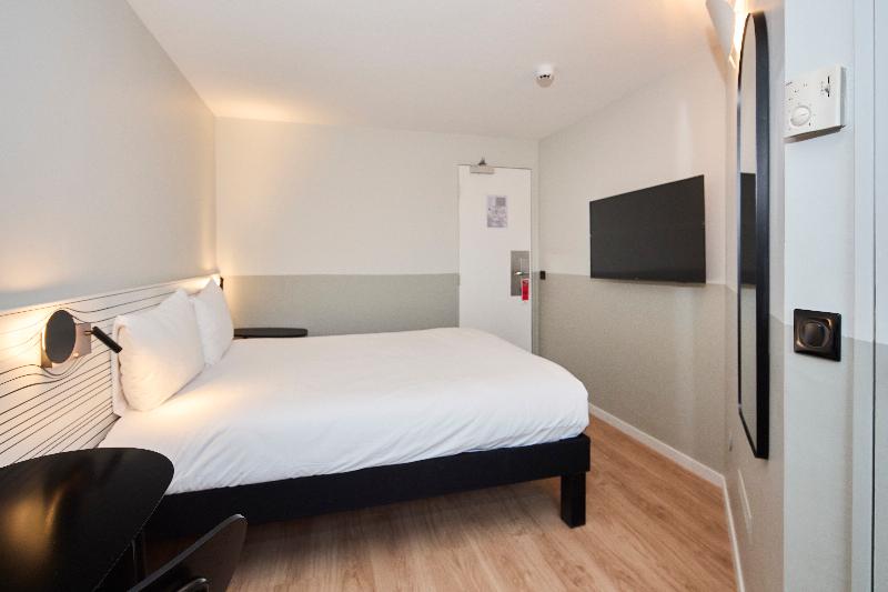Номер Стандарт, Ibis Styles Paris Poissy