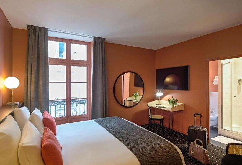 Номер Superior, Mercure Nantes Centre Passage Pommeraye