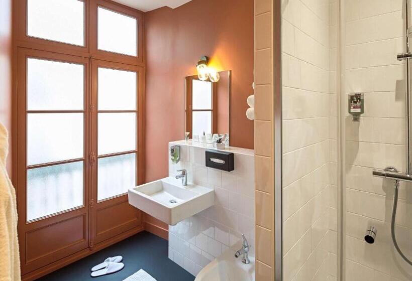 Номер Superior, Mercure Nantes Centre Passage Pommeraye
