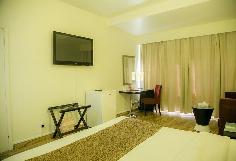 豪华房间, Phoenicia Grand