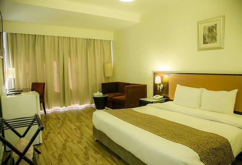 豪华房间, Phoenicia Grand