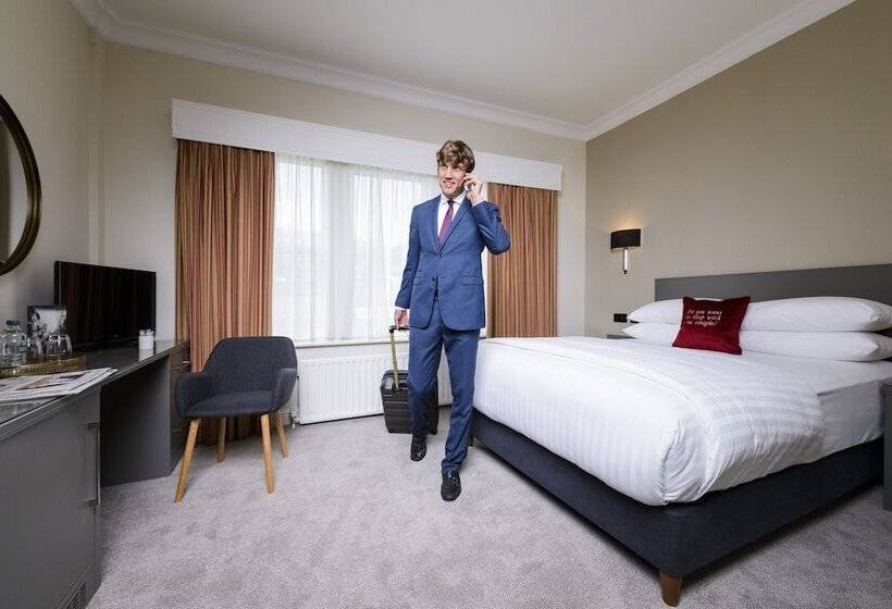 스탠다드 룸, The Metropole Hotel Cork