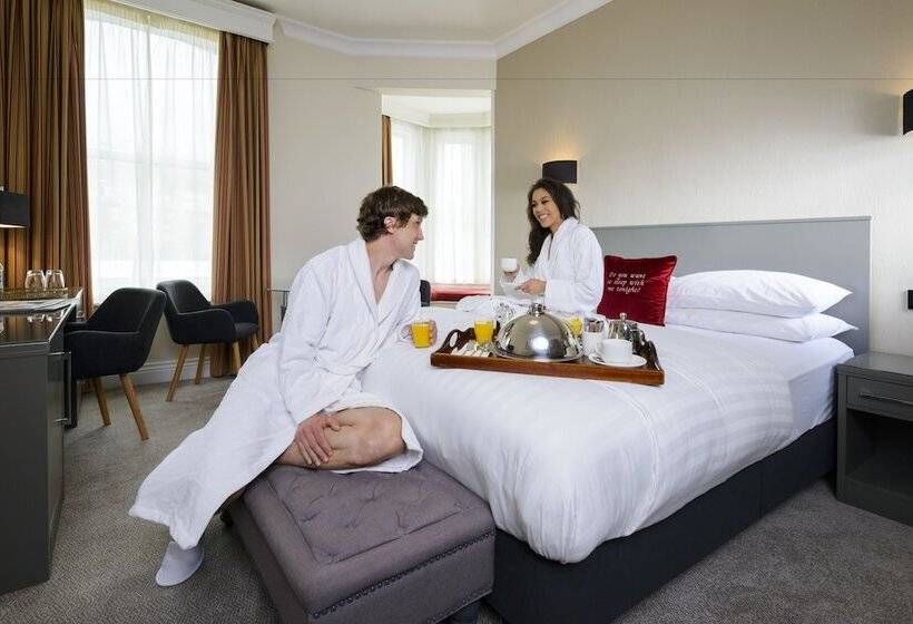 이그제큐티브 룸, The Metropole Hotel Cork
