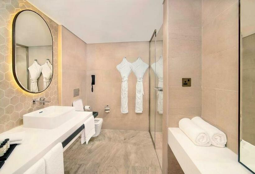 Номер Классика Кровать Кинг, Sheraton Abu Dhabi Hotel & Resort