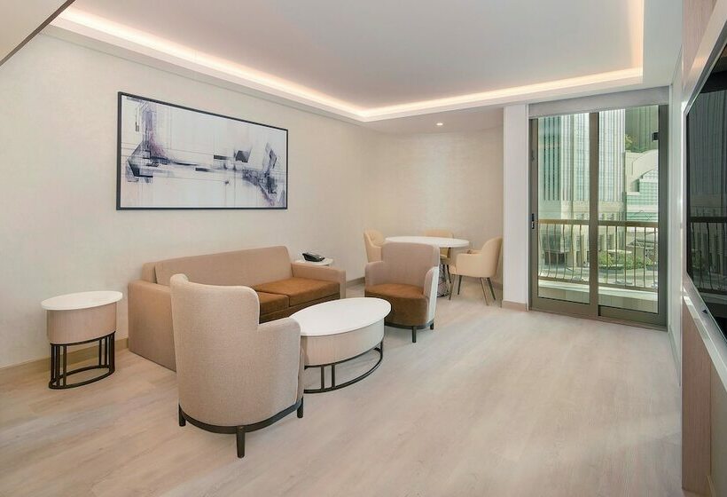 Suite Executive, Sheraton Abu Dhabi Hotel & Resort