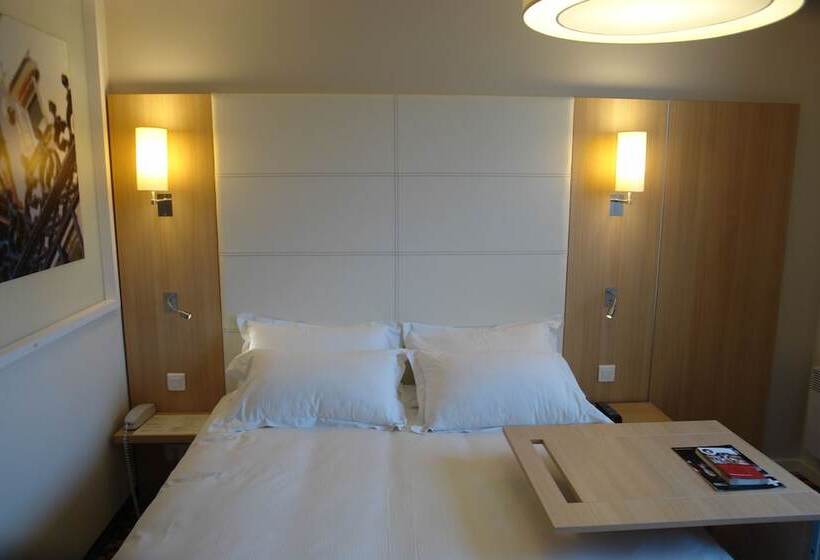Номер Стандарт, Ibis Styles Chinon