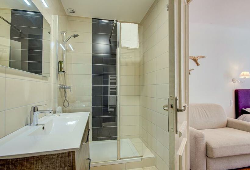 Номер Superior, Logis Hotel Le Blason De Provence