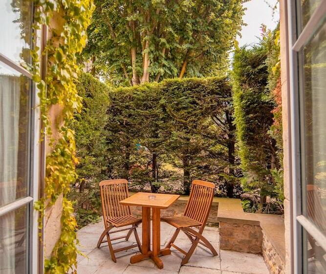 Номер Superior, Hôtel Le Donjon   Cœur De La Cité Médiévale