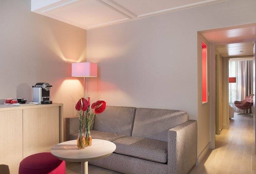 Полулюкс, Hôtel & Spa Oceania L Univers Tours