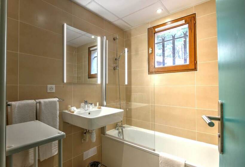 Семейный Номер, Best Western Domaine De Roquerousse
