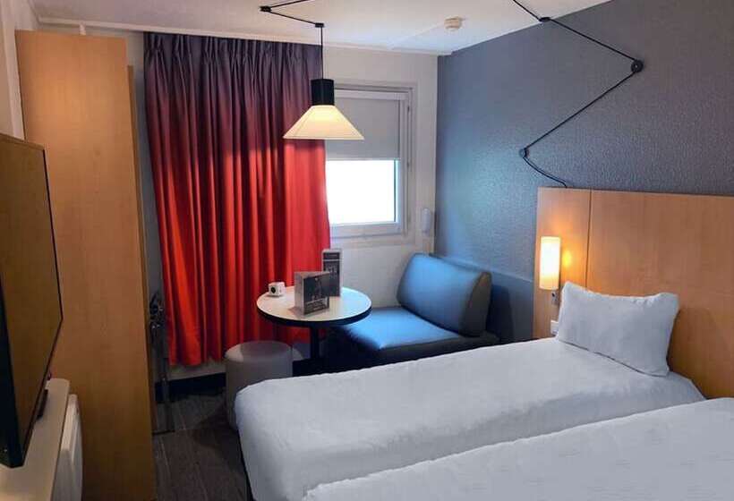 Номер Стандарт, Ibis Cergypontoise Le Port