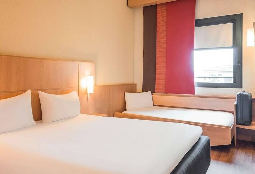 Номер Стандарт, Ibis Paris Porte D'italie