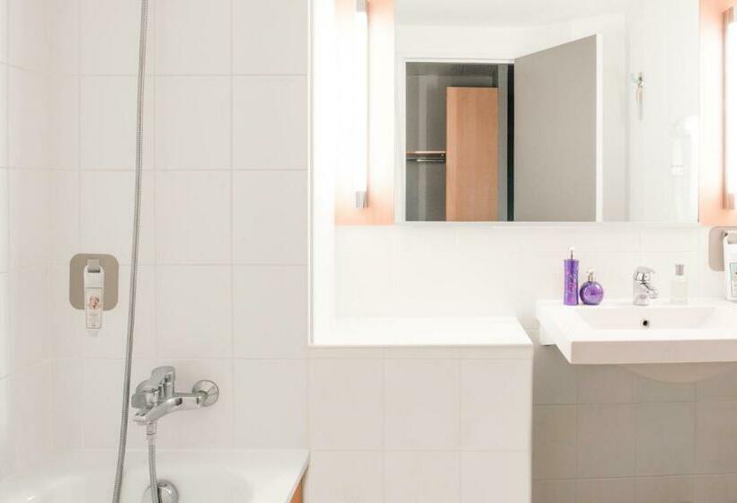 标准间带双人床, Ibis Valence Sud