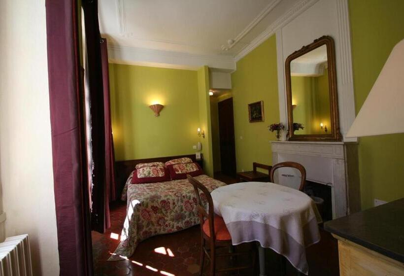 スタンダードルーム, Hostellerie Le Beffroi