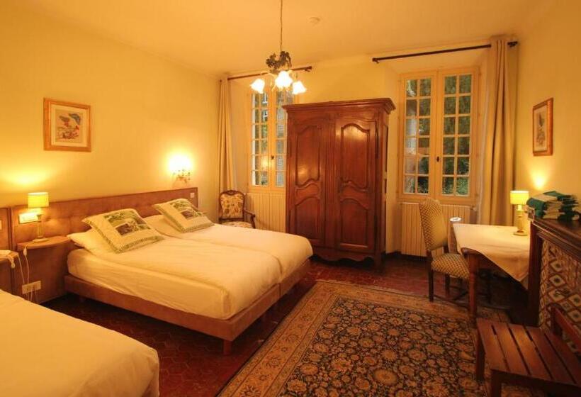 Номер Стандарт Трехместный, Hostellerie Le Beffroi