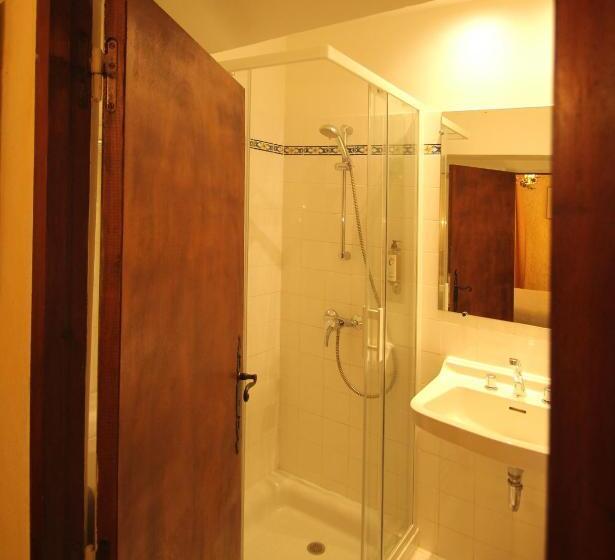 Номер Стандарт Индивидуальный, Hostellerie Le Beffroi