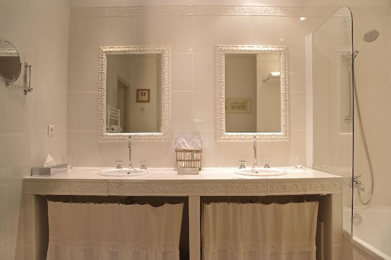 Suite Junior, Les Glycines   Hôtel & Spa   Teritoria