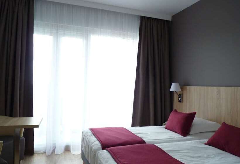 Номер Superior Одноместный, Logis Hôtel Notre Dame   Restaurant Ouvert Midi Et Soir Sauf Dimanche Soir