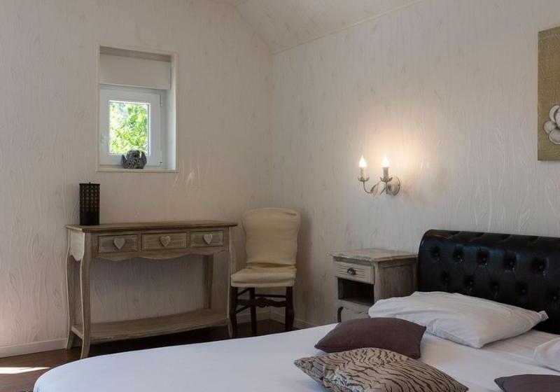 Quarto Superior, Manoir De Moëllien, The Originals Relais