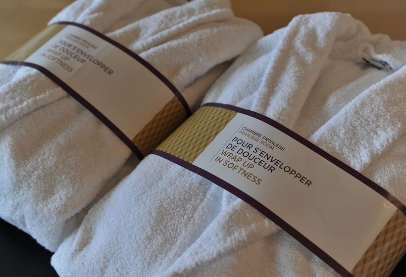 Люкс, Mercure Maurepas Saint Quentin
