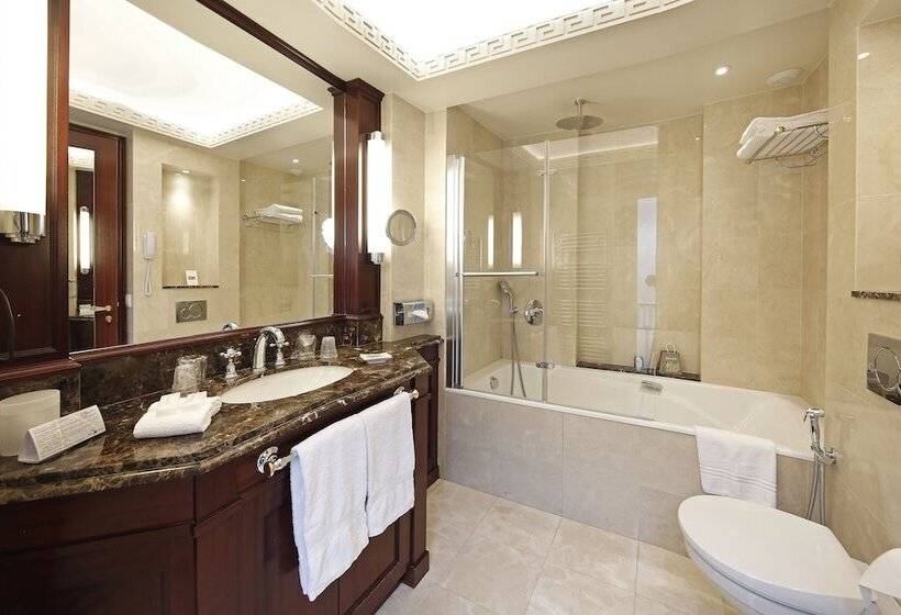 Номер Executive, Hôtel Napoleon Paris