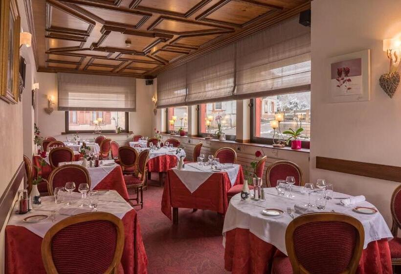 Номер Стандарт с Балконом, Logis Hostellerie Motel Au Bois Le Sire