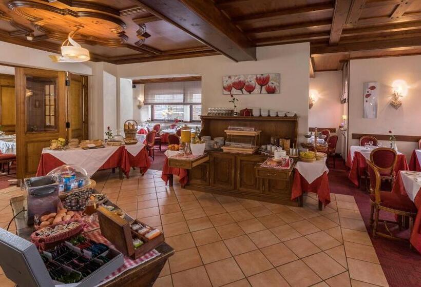 标准三人间, Logis Hostellerie Motel Au Bois Le Sire