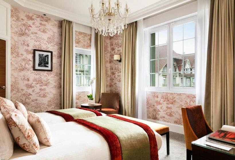 Семейные Апартаменты, Barriere Le Normandy