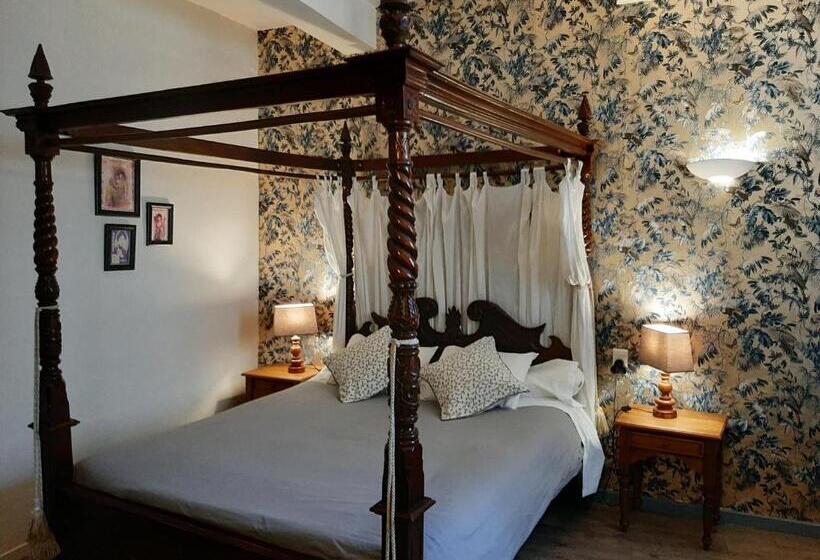 スーペリアールーム, Hôtel Saint Florent