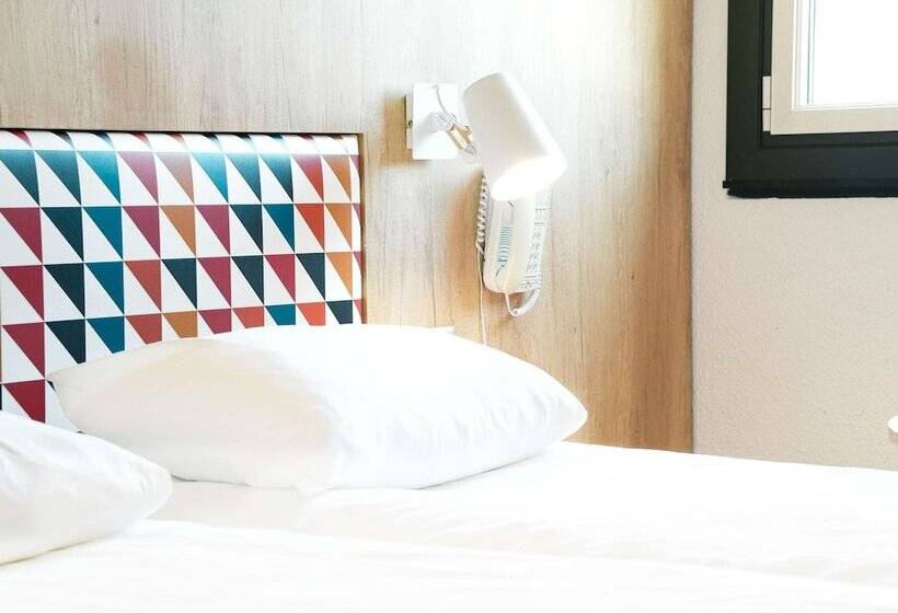 Номер Стандарт, Ibis Styles Caen Centre Historique