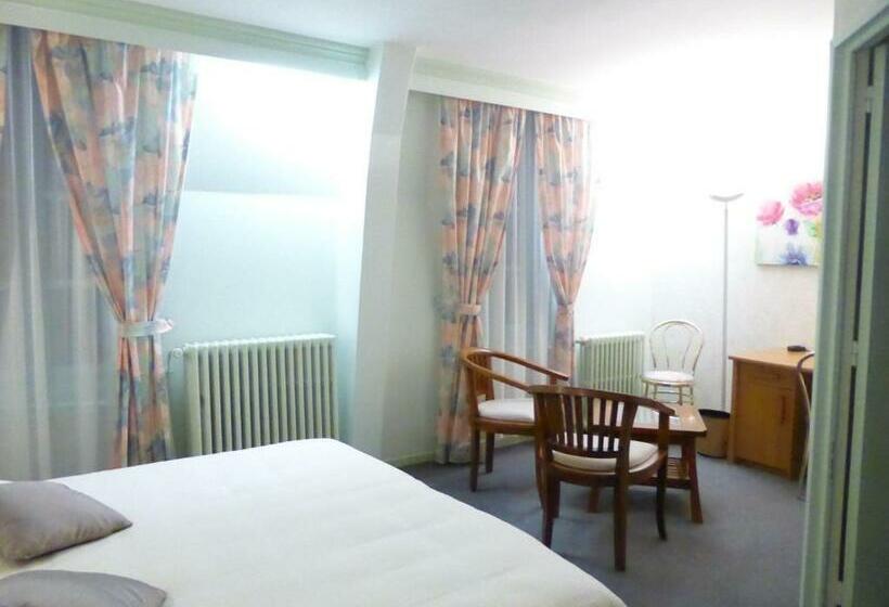 Номер Superior, Logis   Hostellerie & Restaurant Saint Louis
