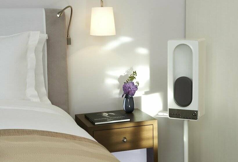 سوییت جونیور, Sofitel Paris Arc De Triomphe