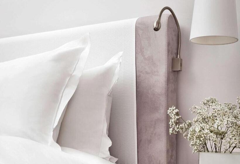 سوییت جونیور, Sofitel Paris Arc De Triomphe