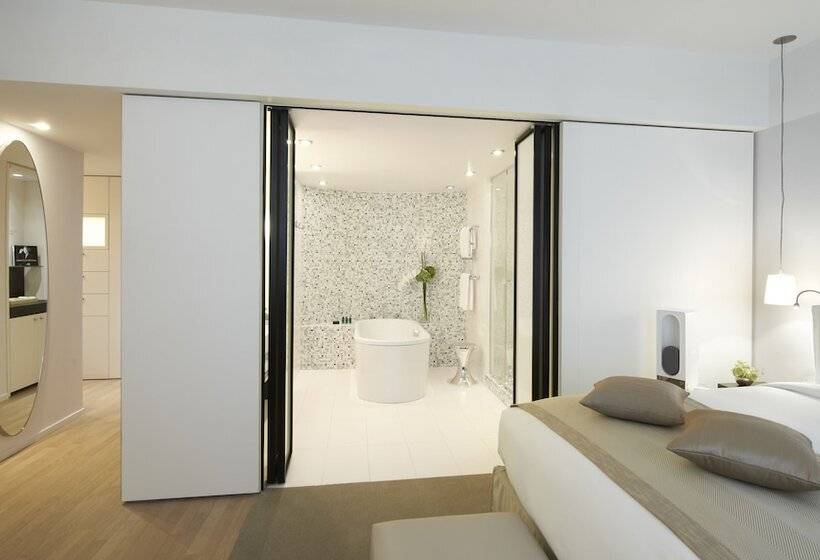 سوئیت جونیور پریمیوم, Sofitel Paris Arc De Triomphe