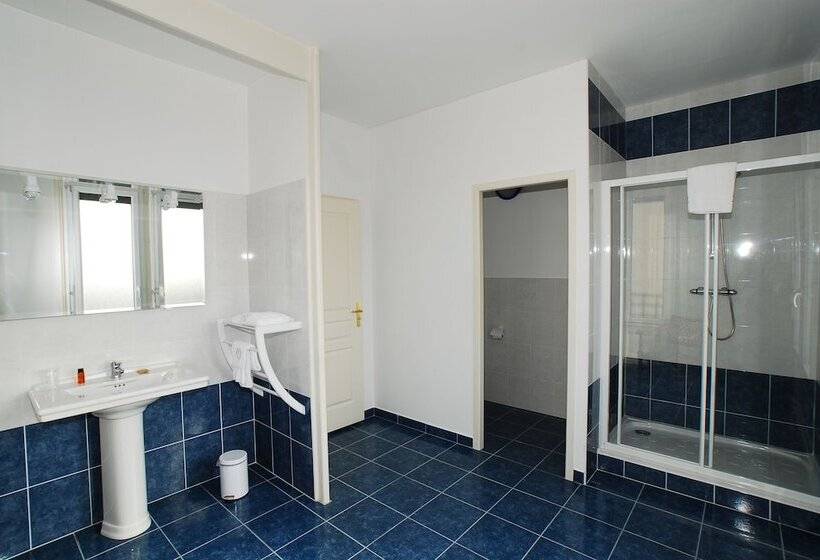 اتاق سوپریور سه تخته, The Originals Boutique, Hôtel Terminus, Bourg En Bresse Gare