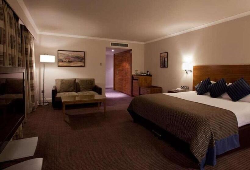 سوییت, London Croydon Aerodrome Hotel, Bw Signature Collection