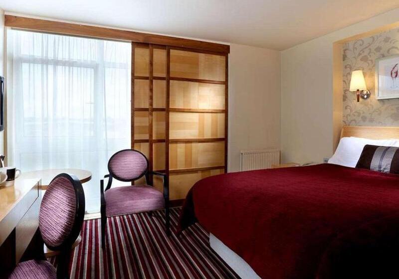 اتاق استاندارد, London Croydon Aerodrome Hotel, Bw Signature Collection