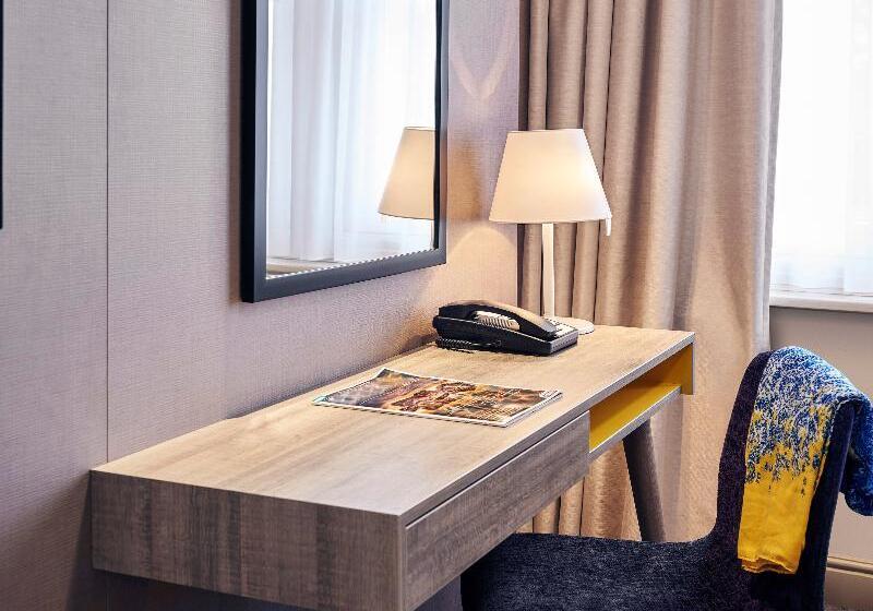 Номер Стандарт, Mercure Exeter Rougemont